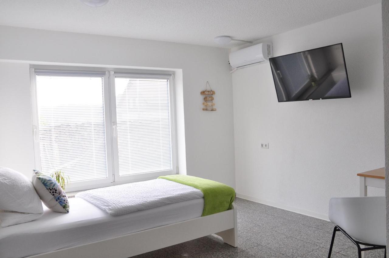 N37 -Modern Eingerichtete Zimmer In Ruhiger Lage Aldingen  ภายนอก รูปภาพ