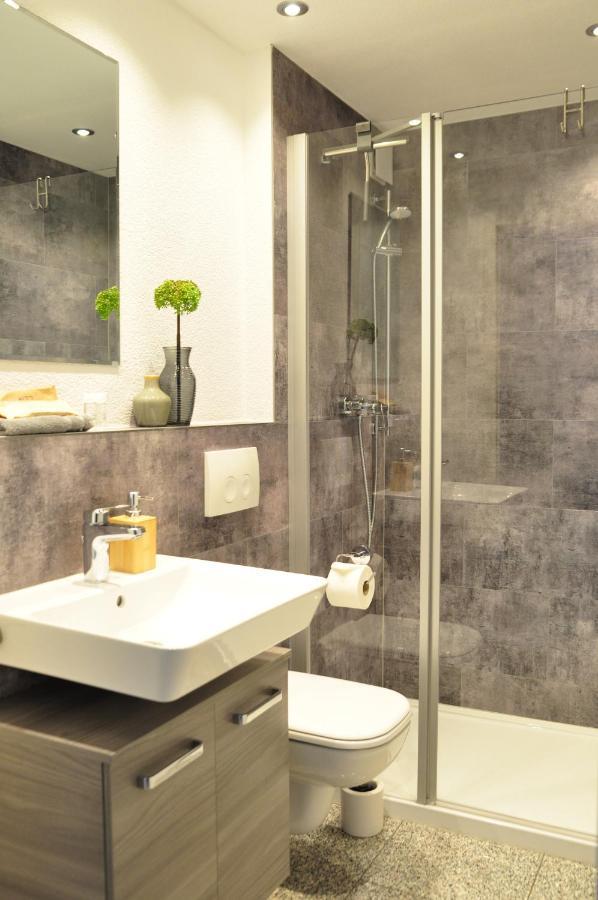 N37 -Modern Eingerichtete Zimmer In Ruhiger Lage Aldingen  ภายนอก รูปภาพ