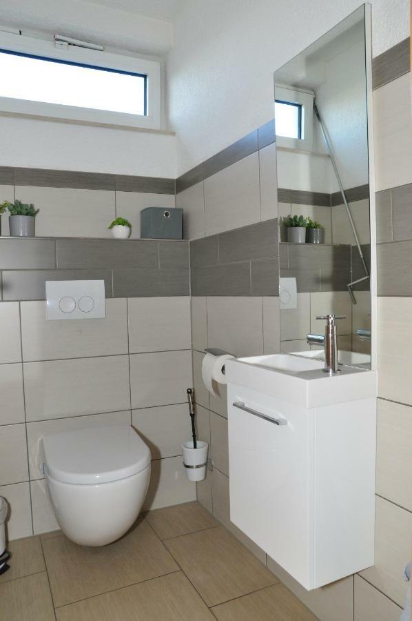 N37 -Modern Eingerichtete Zimmer In Ruhiger Lage Aldingen  ภายนอก รูปภาพ